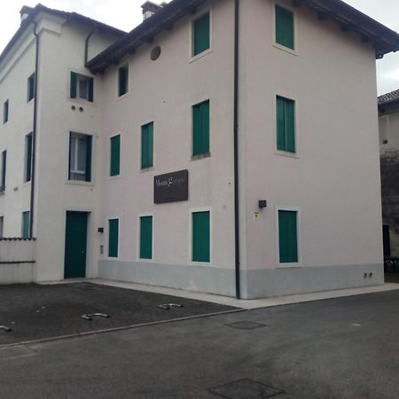 Residence Montegrappa Sandrigo Buitenkant foto
