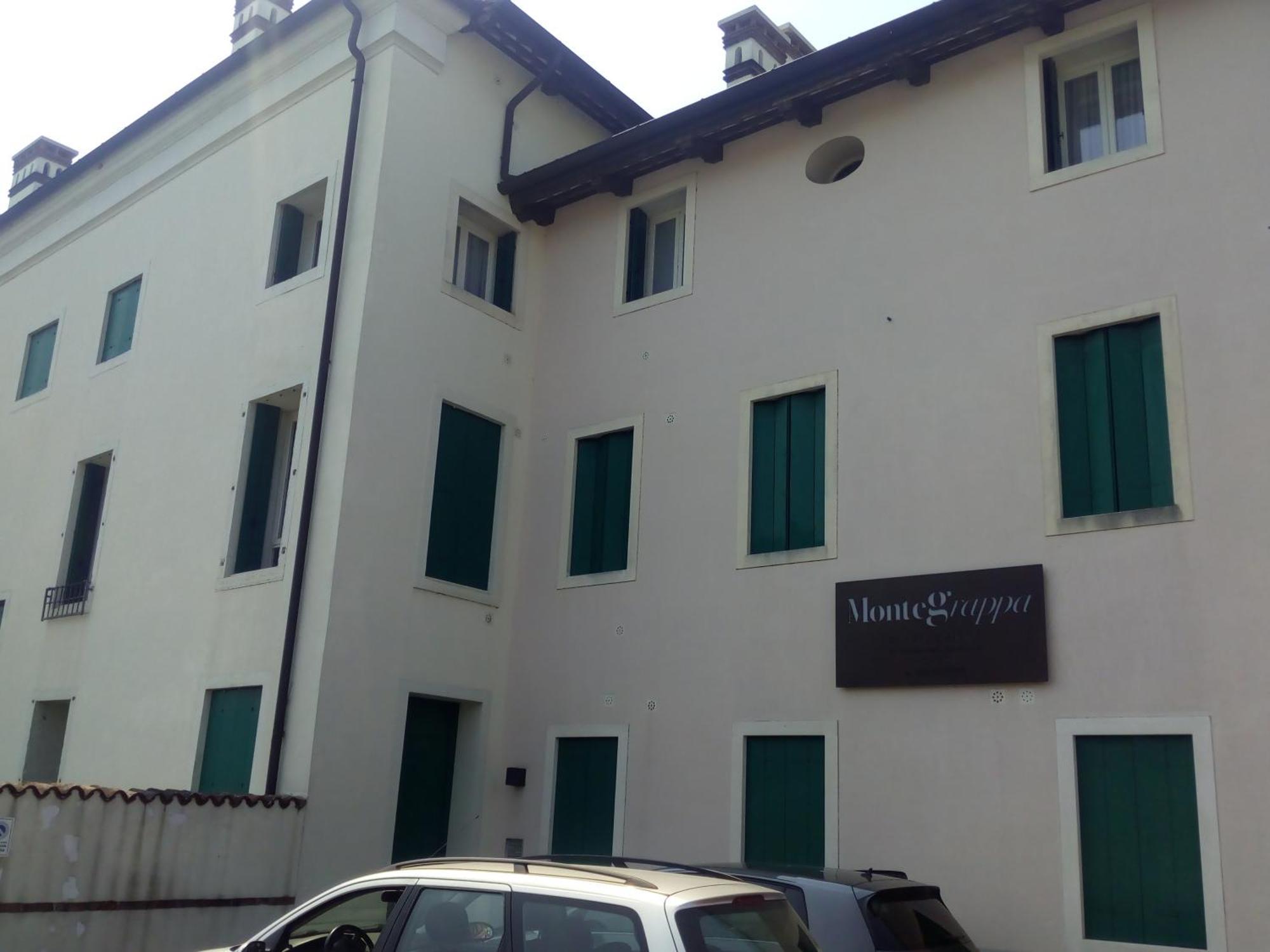 Residence Montegrappa Sandrigo Buitenkant foto